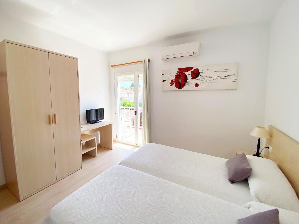 Habitaciones Camping Ferrer Peñíscola Eksteriør billede